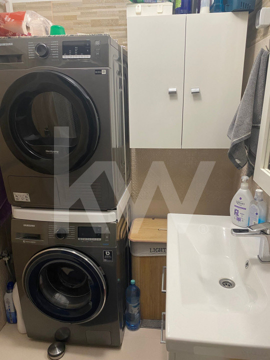 Apartament 2 camere / Etaj 11 / Priveliste spre oras / parcare privata