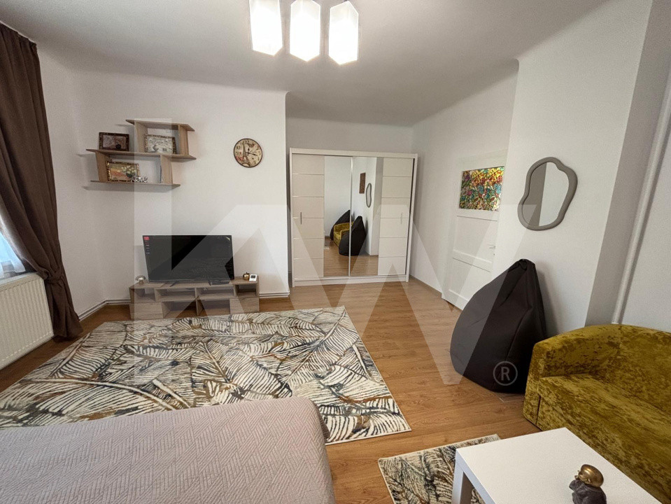 Închiriere apartament la casă – 51,1 mp utili, terasă cu panoramă
