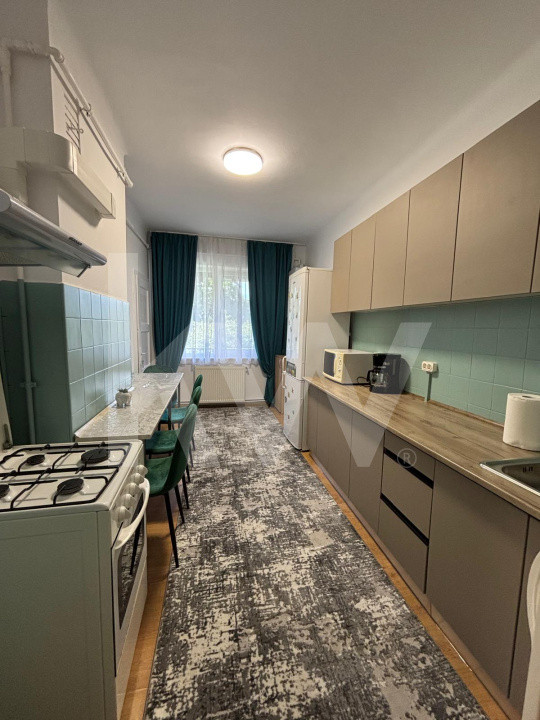 Închiriere apartament la casă – 51,1 mp utili, terasă cu panoramă