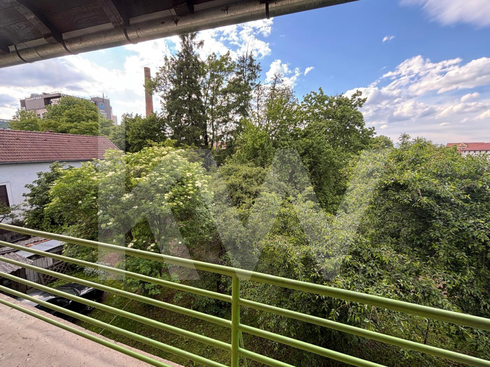 Închiriere apartament la casă – 51,1 mp utili, terasă cu panoramă