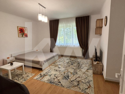 Închiriere apartament central la casă – 51,1 mp utili, terasă cu panoramă