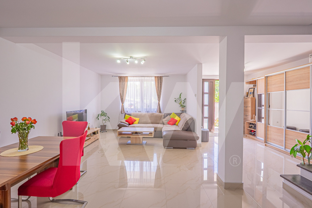 Casă 4 camere, 188 mp curte - Cartier Guşteriţa, Sibiu