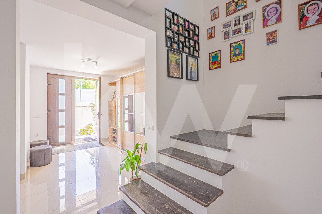 Casă 4 camere, 188 mp curte - Cartier Guşteriţa, Sibiu