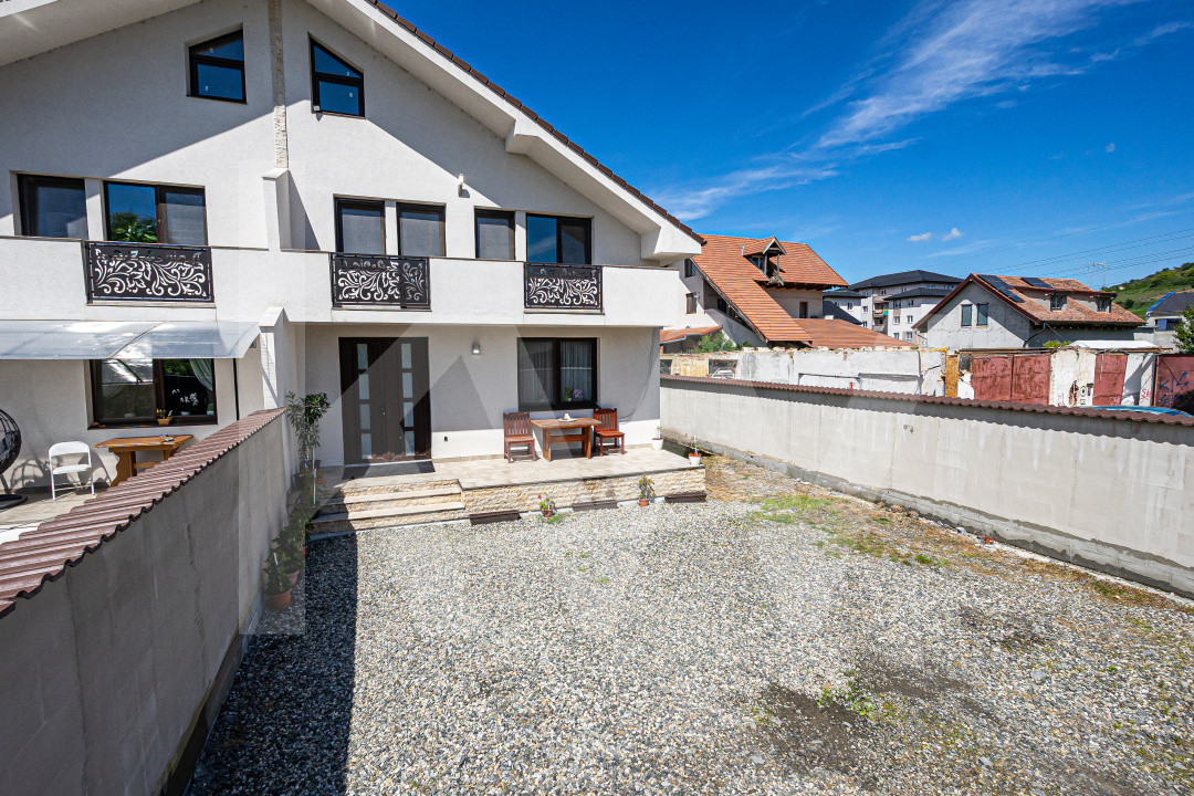 Casă 4 camere, 188 mp curte - Cartier Guşteriţa, Sibiu
