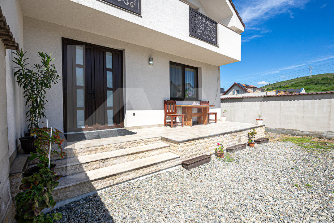 Casă 4 camere, 188 mp curte - Cartier Guşteriţa, Sibiu