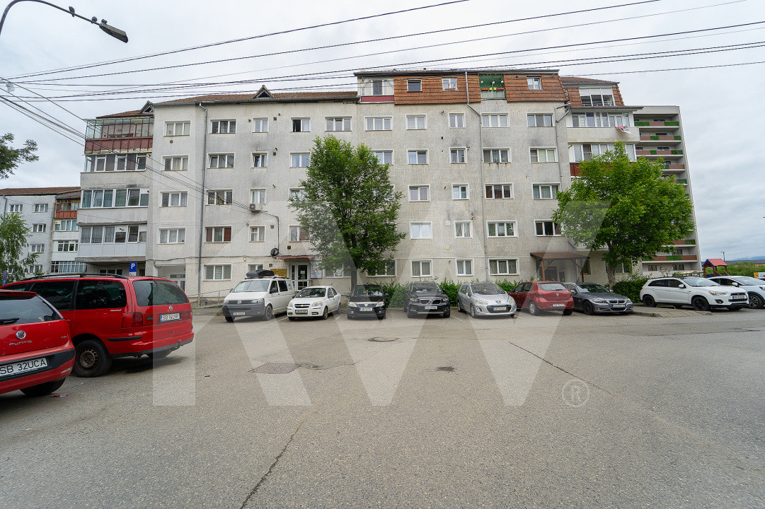 Apartament - Piața Rahovei - mobilat și utilat - pivniță 