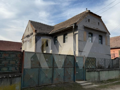 Casă cu potențial deosebit în Vesud – ideală pentru un nou început la țară
