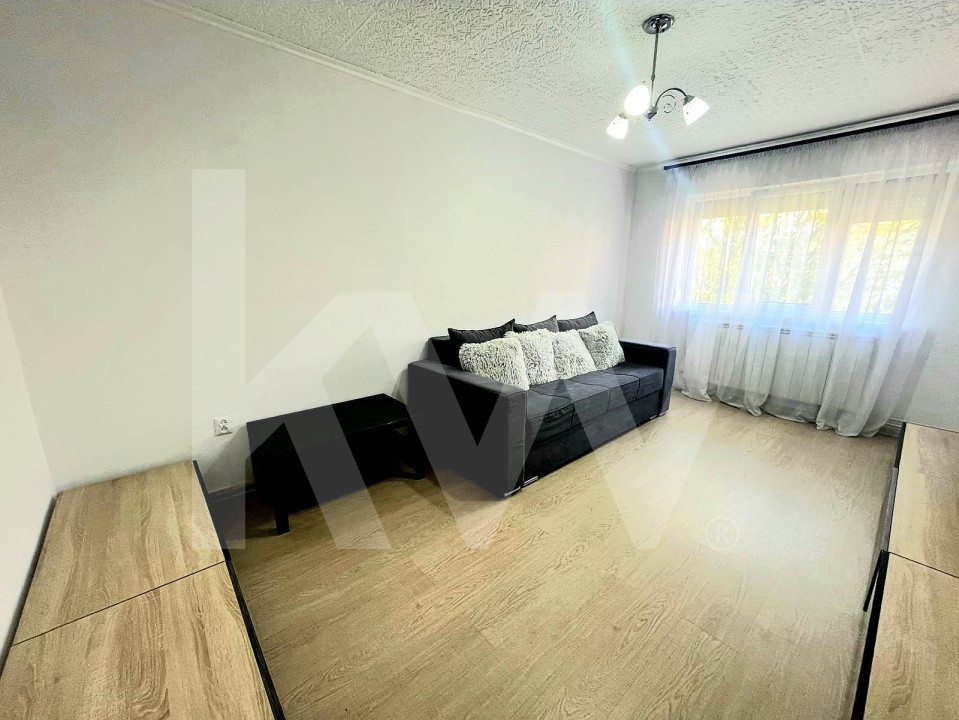Apartament 3 camere- de vânzare - Vasile Aron