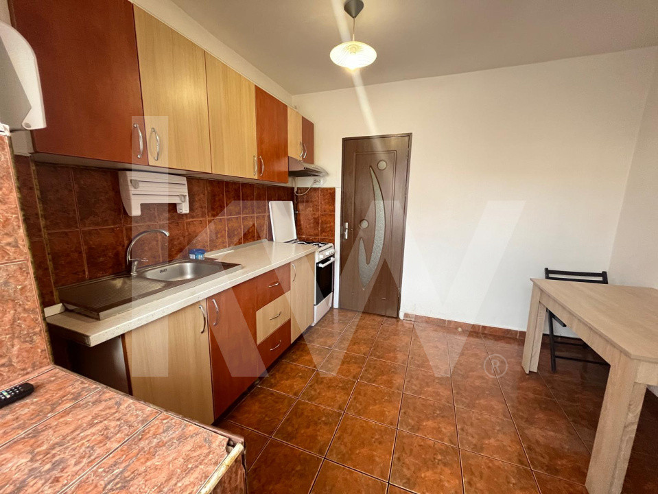 Apartament 3 camere- de vânzare - Vasile Aron