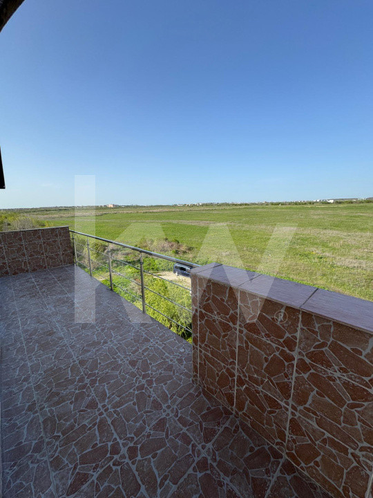 Creează-ți ACASĂ-ul ideal! 3 camere spațioase, lumină naturală din plin! Sisesti
