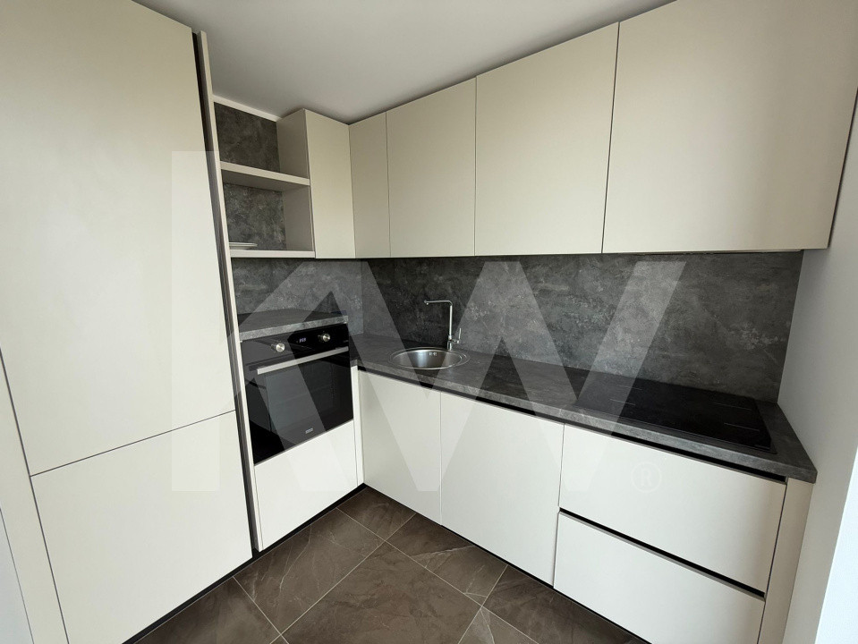 2 Camere Premium de Închiriat în One Herăstrău Tower | Loc de Parcare Inclus 