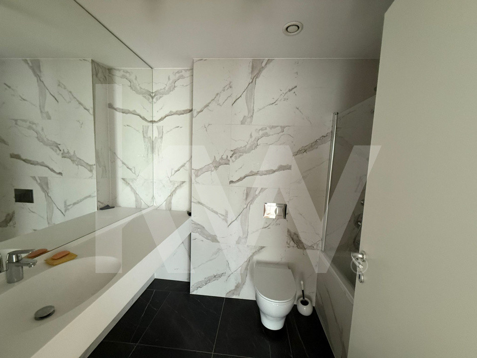 2 Camere Premium de Închiriat în One Herăstrău Tower | Loc de Parcare Inclus 