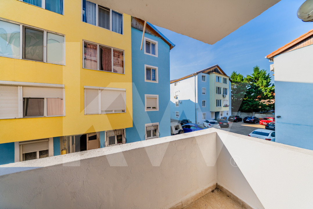Apartament open space cu 3 camere