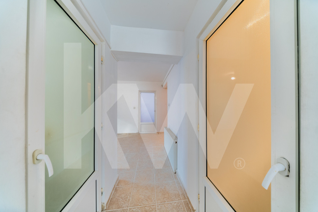 Apartament open space cu 3 camere