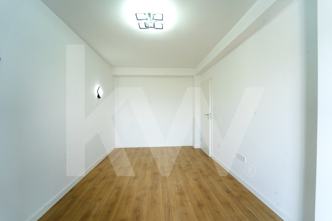 Penthouse 3  camere - finisat la cheie, intabulat