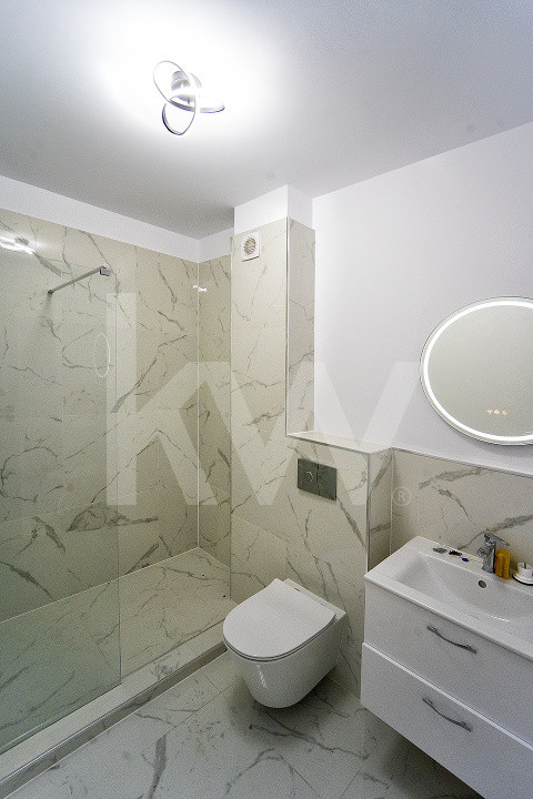 Penthouse 3  camere - finisat la cheie, intabulat