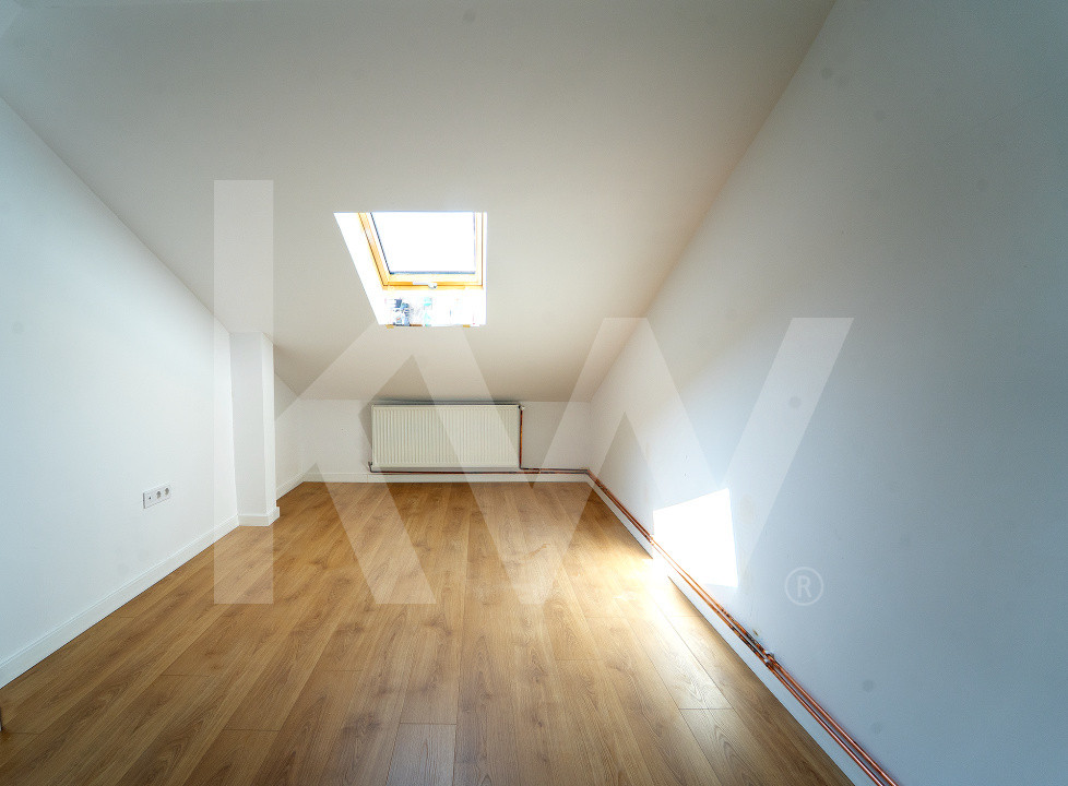 Penthouse 3  camere - finisat la cheie, intabulat