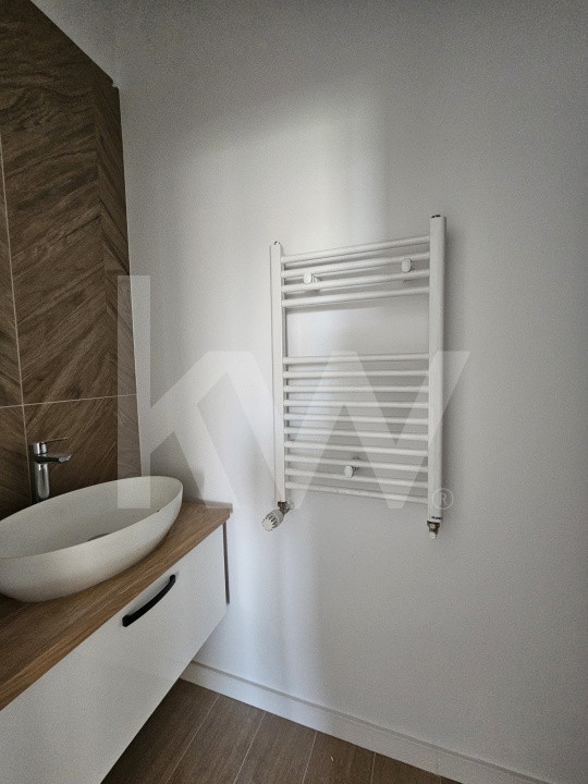 Apartament cu 3 camere - finisat la cheie - Zona Ciresica