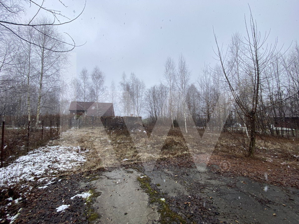 Teren de vânzare 500mp in spate la BRAMBURA PARK Valea Avrigului