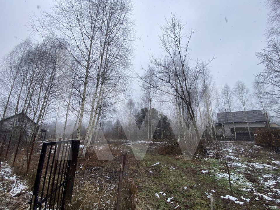 Teren de vânzare 500mp in spate la BRAMBURA PARK Valea Avrigului