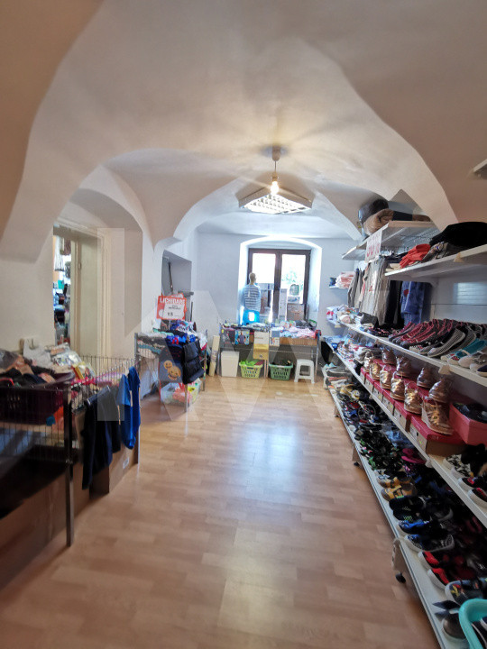 Spațiu comercial, 181mp, Centru Istoric Sibiu, 2 intrări stradale, comision 0%