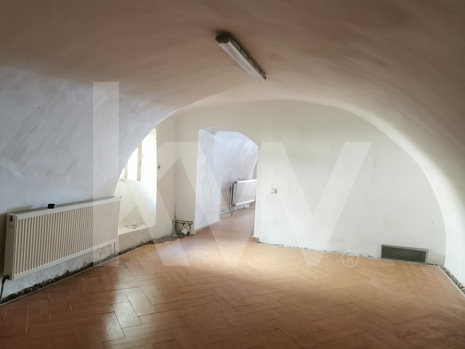 Spațiu comercial, 181mp, Centru Istoric Sibiu, 2 intrări stradale, comision 0%