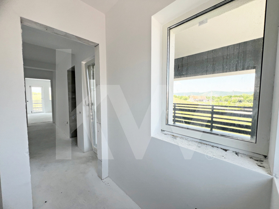 Casă de Vânzare în Cristian, Sibiu - 5 Camere, 2 Terase, Teren 486