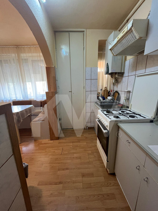 Apartament 2 camere | etaj 4 | zona Cedonia 