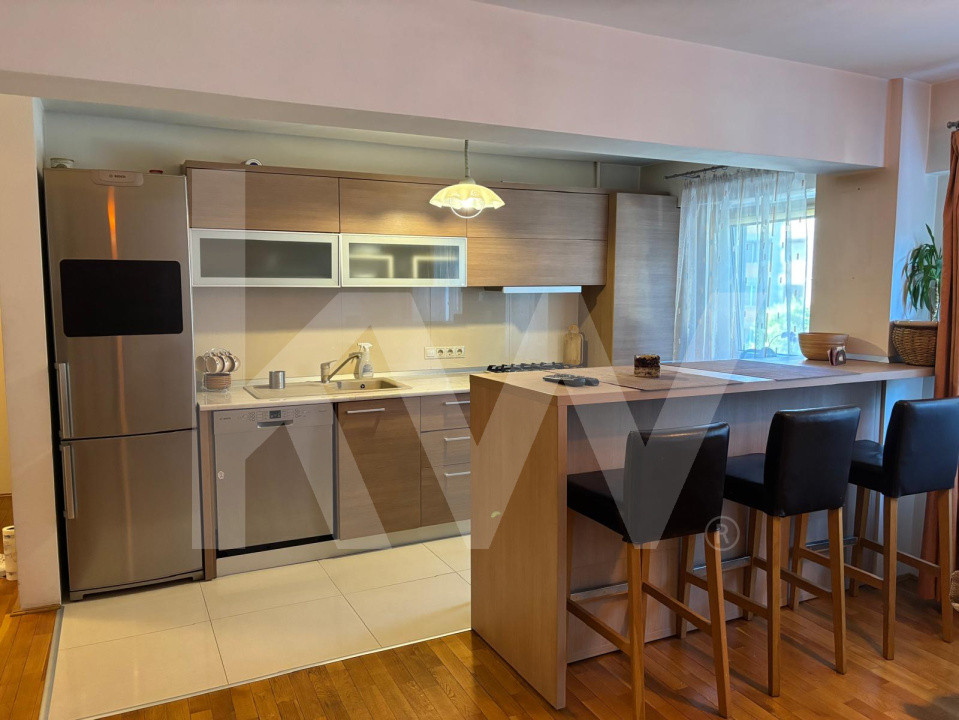 De închiriat – Apartament 3 camere, modern, etaj 1 | Bulevardul Vasile Milea