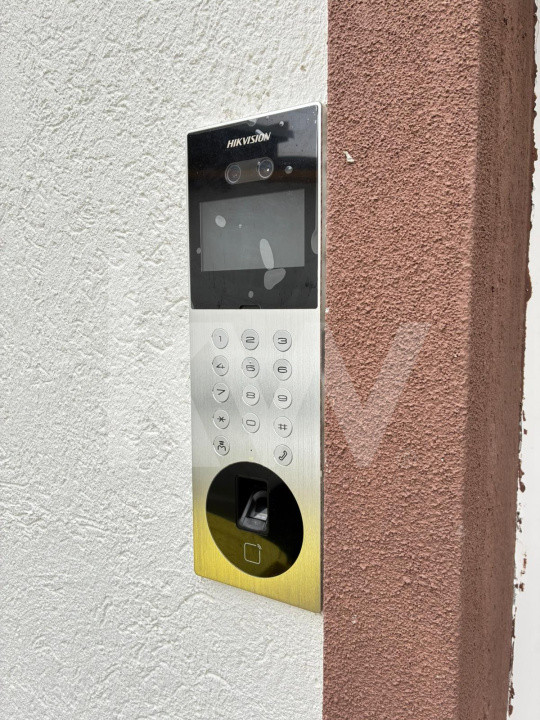 Apartament la casa zona Turnisor!