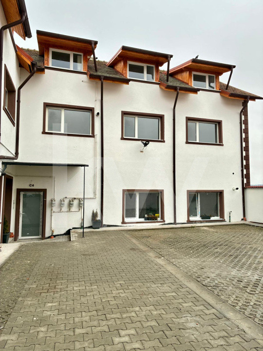 Apartament la casa zona Turnisor!