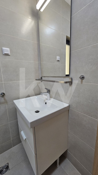 Casă modernă de închiriat, cu garaj generos – Tocile, Sadu