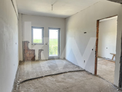 Apartament de 3 camere pe două niveluri, predare la cheie – Cartier Turnișor