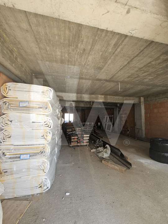 Spatiu comercial - parter - bloc nou - Turnisor