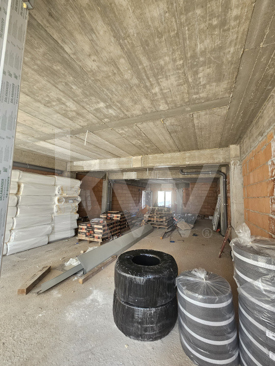 Spatiu comercial - parter - bloc nou - Turnisor