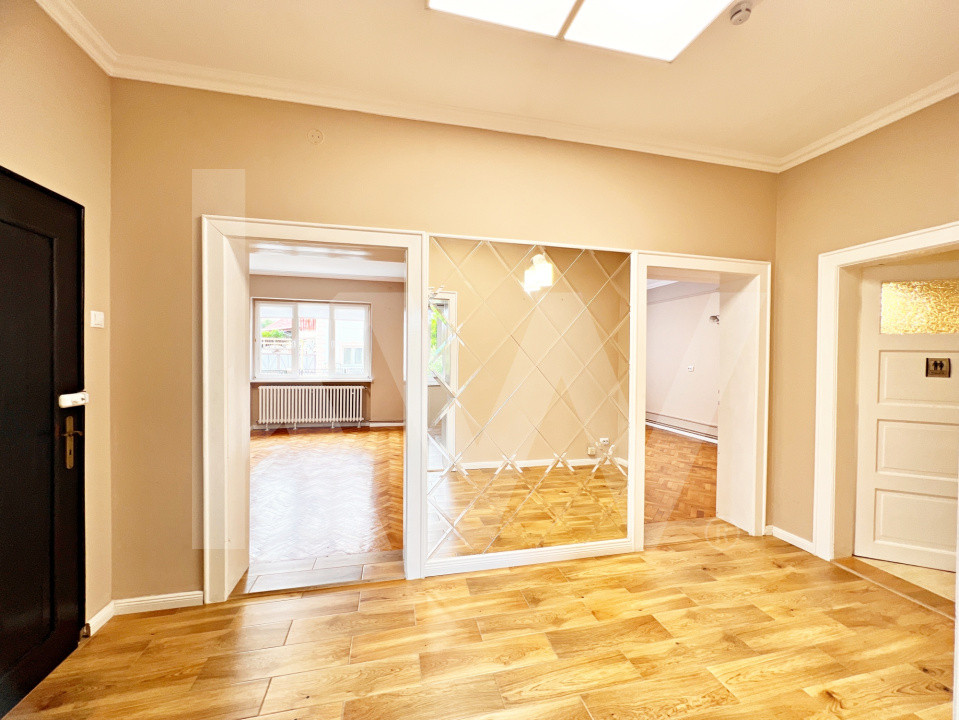 Închiriere Apartament la Casă - 3 camere zona Trei Stejari-Sibiu