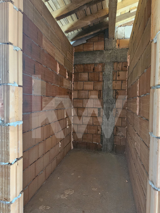 Apartament pe 2 niveluri - 3 camere - Ogorului