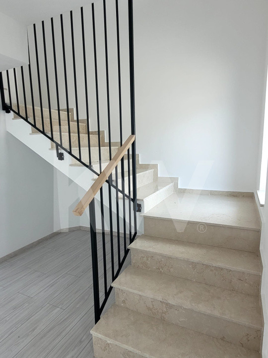 Casa insiruita, 4 camere - zona Micesti Alba Iulia