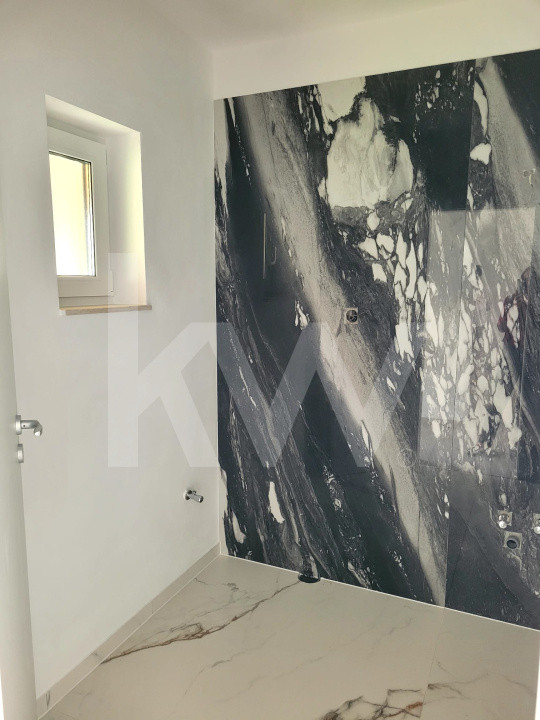 Casa insiruita, 4 camere - zona Micesti Alba Iulia