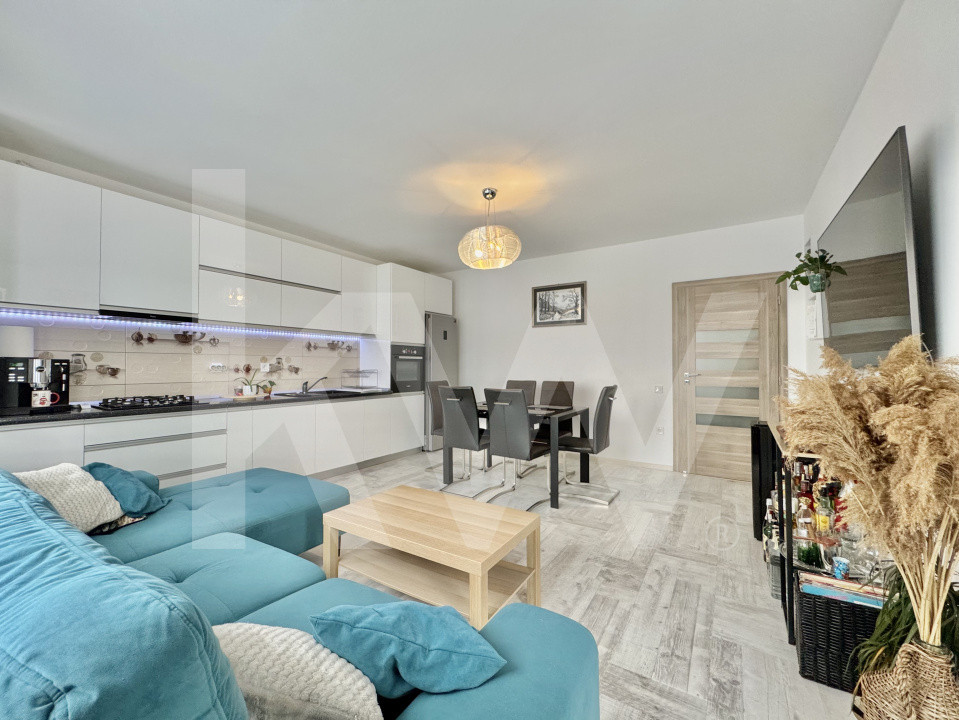 Apartament de vânzare cu 3 camere - Decomandat - Șelimbăr