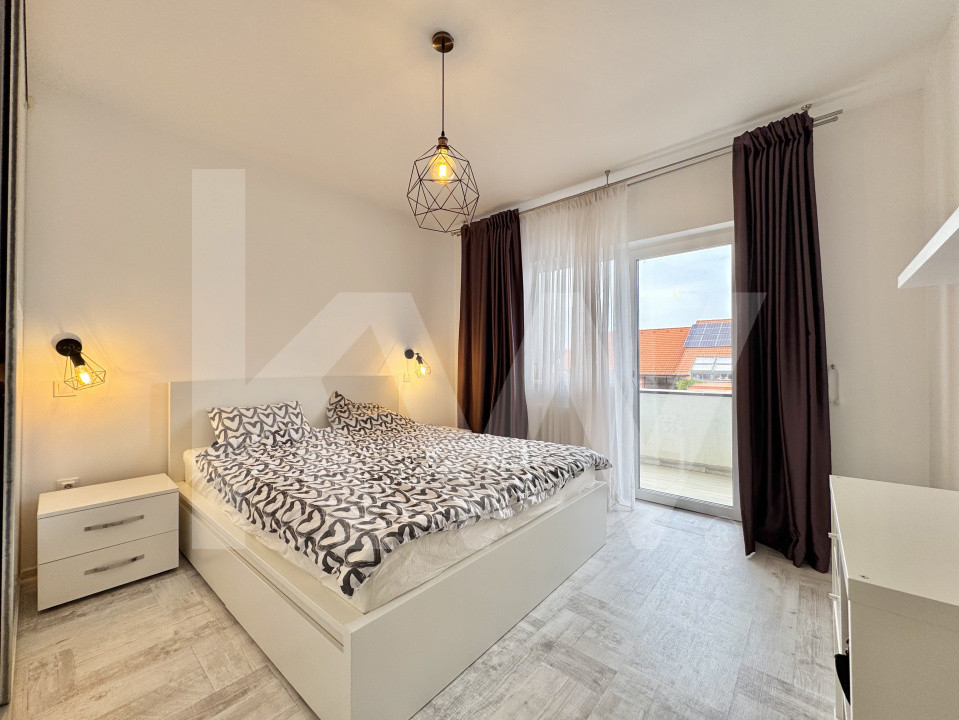 Apartament de vânzare cu 3 camere - Decomandat - Șelimbăr