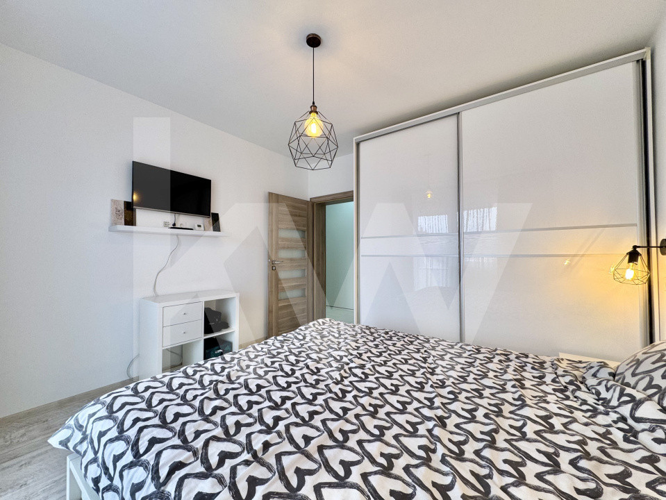 Apartament de vânzare cu 3 camere - Decomandat - Șelimbăr