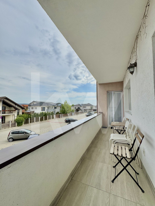 Apartament de vânzare cu 3 camere - Decomandat - Șelimbăr