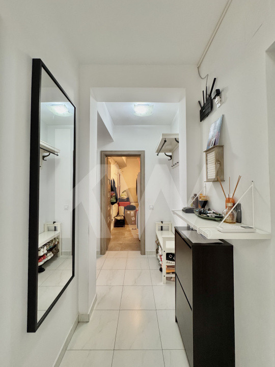 Apartament de vânzare cu 3 camere - Decomandat - Șelimbăr