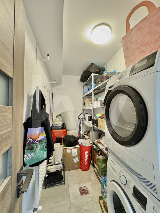 Apartament de vânzare cu 3 camere - Decomandat - Șelimbăr