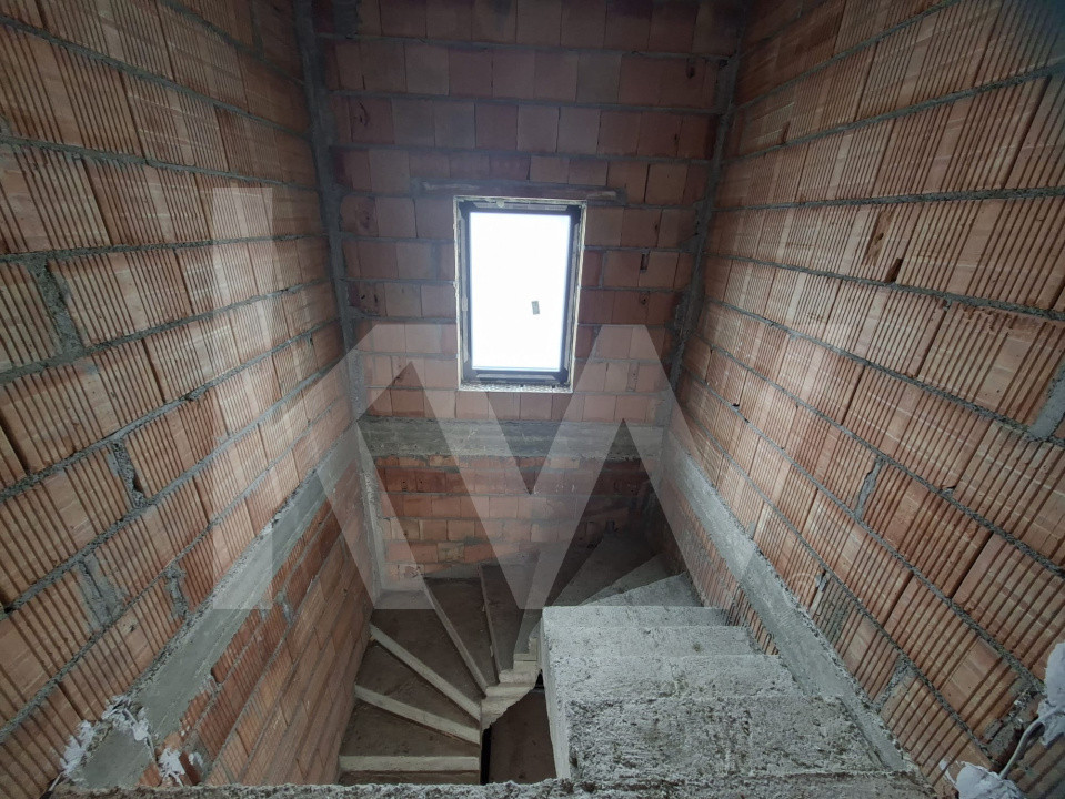 Casă single de vânzare în Cristian | 3 dormitoare | Teren 280 mp