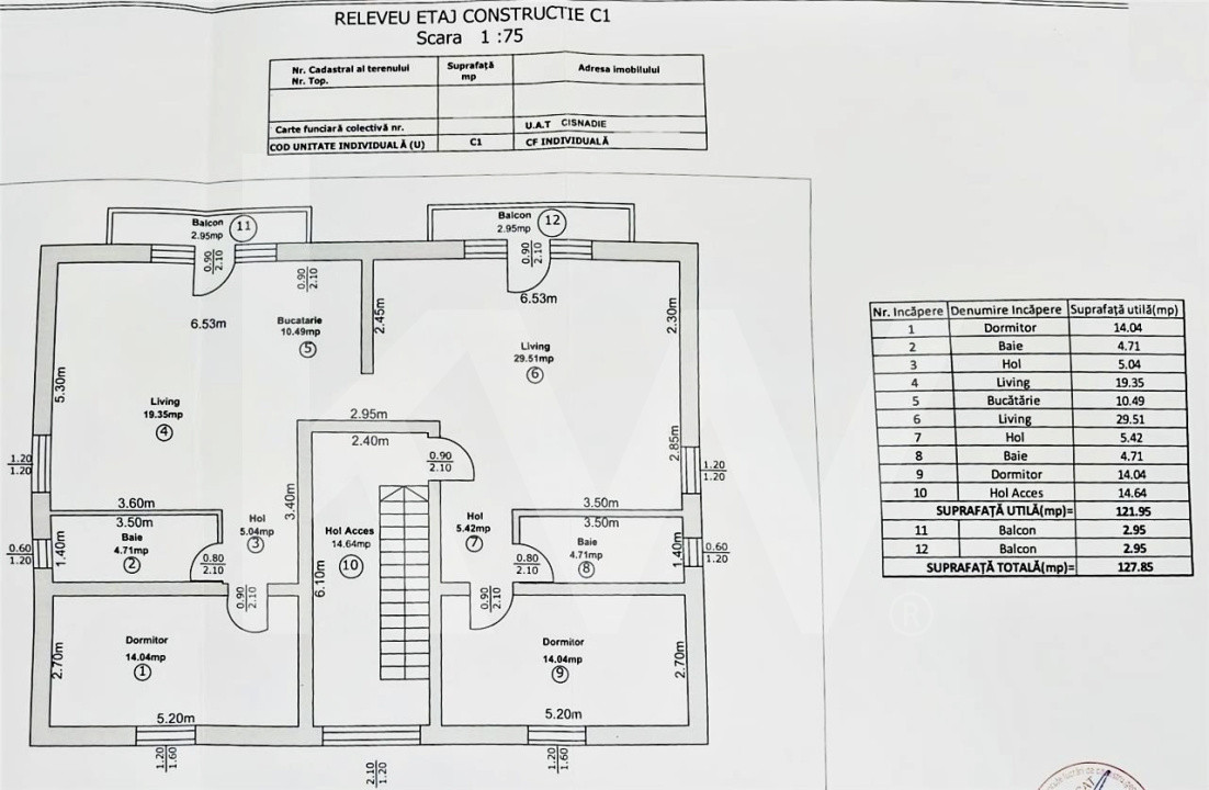 Casă mare cu teren generos – perfect compartimentată pentru 4 apartamente