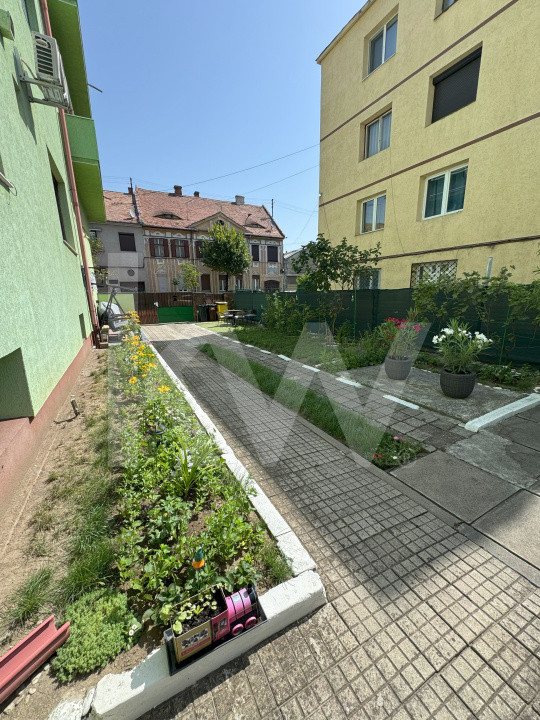 Garsonieră spațioasă 40 mp – locație centrală, ideală pentru investiție