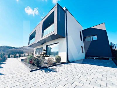 Casă Individuală modernă 4 cam–Teren 815 mp.SU 201 mp. Șelimbăr-Sibiu