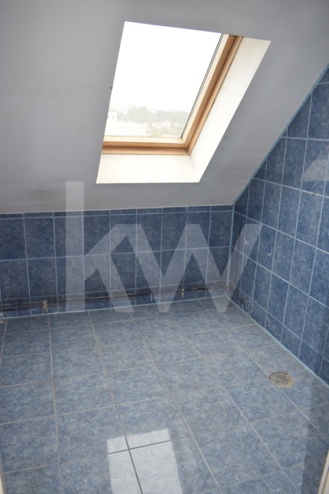Spațiu comercial de închiriat – 128 mp utili | Cisnădie, zonă industrială 